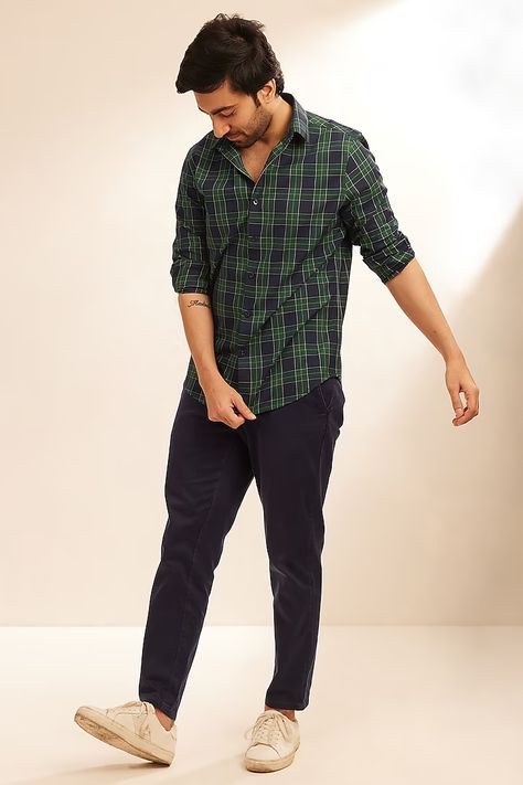 Buy The Bleu Label Green Cotton Checkered Shirt at Pernia'sPopUpShopMen 2023 Checkered Shirt Outfit Mens, Checkered Shirt Outfit, Checked Shirt Outfit, Black Check Shirt, Checkered Outfit, Blue Checkered Shirt, Shirt Outfit Men, Dapper Men, White Converse