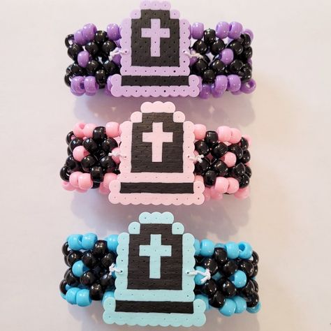 Kawaii Bracelet, Kandi Cuff Patterns, Candy Bracelet, Diy Kandi Bracelets, Pastel Beads, Pony Bead Crafts, Diy Kandi, Kandi Cuff, Pony Bead Patterns