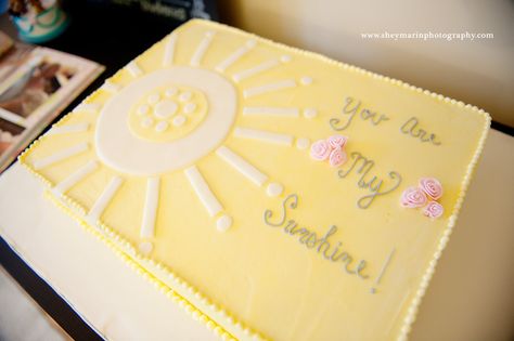 sunshine cake Sunshine Sheet Cake, Sunshine Baby Shower Cake, Sunshine Birthday Cakes, Natural Family Portraits, Sunshine First Birthday, Sunshine Baby Shower, Sunshine Cake, Birthday Sheet Cakes, Sunshine Baby Showers