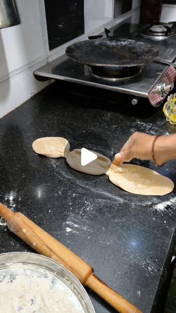 Soft Chapati Recipe, Chapati Recipes, Curry Recipes Indian, Recipes Indian, Chapati, March 20, Curry Recipes, Decoupage, On Instagram