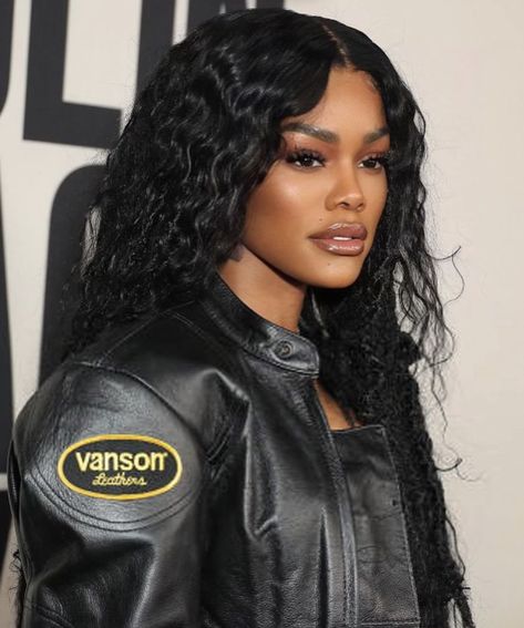 Teyana Taylor Makeup, Styles With Locs, Tianna Taylor, Sparkly Jumpsuit, Faux Locs Hairstyles, To My Friends, Teyana Taylor, Respect Women, Locs Hairstyles