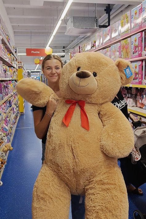 Valentines day gift huge teddy bear brown teddy bear cute big adorable boyfriend girlfriend Huge Teddy Bear, Adorable Boyfriend, Aesthetic Carnival, Huge Teddy Bears, Teddy Bear Brown, 2023 Aesthetic, Big Teddy, Carnival Prizes, Bear Cute