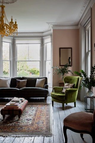 Victorian Living Room, Townhouse Designs, London House, Victorian House, A Living Room, Front Room, Living Room Inspiration, Victorian Homes, Home Interior