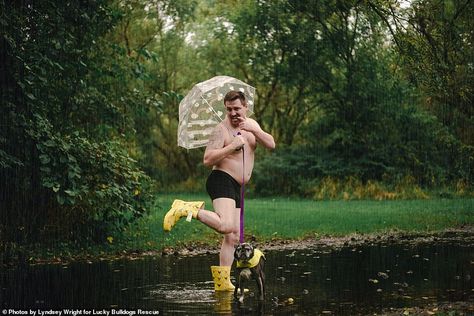 Mens Calendar Photoshoot, Retro Family Photoshoot, Funny Photoshoot Ideas, Funny Calendars, Burly Men, Dog Calendar, Men Photoshoot, Weird Images, Funny Photography