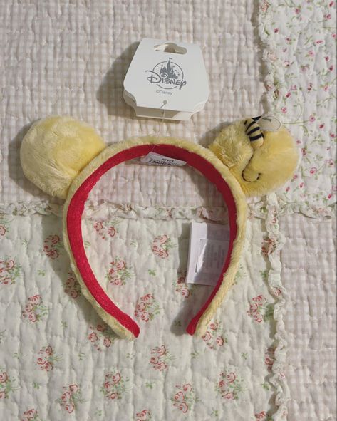 Winnie The Pooh Ears, Disney Inspiration, Disney Adult, Wishlist Ideas, Cute Disney Outfits, Disney Loungefly, Disney Things, Minnie Mouse Ears, Disney Ears