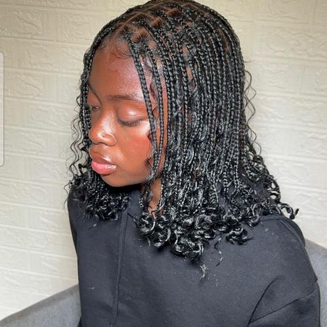 Cabello Afro Natural, Short Box Braids Hairstyles, Short Box Braids, Goddess Braids Hairstyles, Box Braids Hairstyles For Black Women, Cute Box Braids Hairstyles, Girls Natural Hairstyles, Protective Hairstyles Braids, Braids With Curls