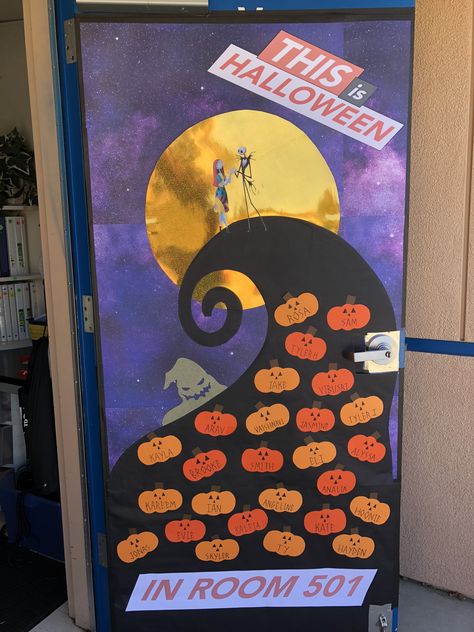 Nightmare Before Christmas Halloween Classroom Door Halloween Door Decorations Classroom, Halloween Classroom Door, Halloween Diy Door, Halloween Classroom Decorations, Minion Halloween, Dekorasi Halloween, Christmas Door Decorating Contest, Christmas Classroom Door, Nightmare Before Christmas Decorations