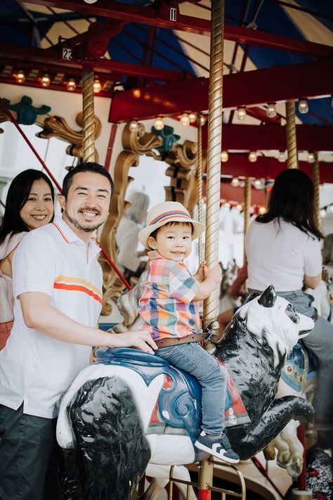 Fun family portrait session at San Diego's Belmont Park Amusement Park! There were carousels, hot dogs and games to be played! Fun family portrait idea! #familyportrait #fallfamilyportraits #familyphotosession #amusementpark #familyfun #funfamilyportraitideas #familyphotoideas #familybonding #familygoals #famolyphotos #familypictures #melissamontoyaphotography Fun Family Portraits, Fall Family Portraits, Mission Beach, Beach Family Photos, Family Goals, Family Photo Sessions, Amusement Park, Family Session, Newborn Photos