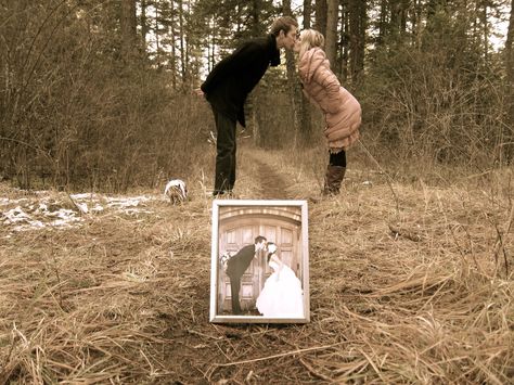 Anniversary photo! Behind our wedding photo 5 Year Anniversary Photo Shoot, Anniversary Photo Shoot Ideas, Spring Picture Ideas, Anniversary Photo Shoot, Anniversary Photography, Wedding Anniversary Photos, Anniversary Pictures, Wedding Photo Shoot, 5 Year Anniversary