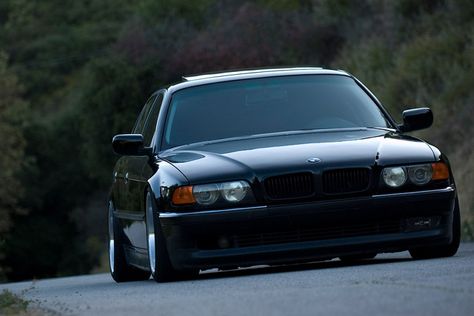 Stance e38 | E38 BMW 740iL Dumped Dumped Dumped! » BMW-e38-740i-745-slammed-sedan ... E38 Bmw, Bmw 740, Mobil Bmw, Bmw 740i, Bmw Performance, Bmw E38, Bmw Wallpapers, Stance Cars, Bmw Love