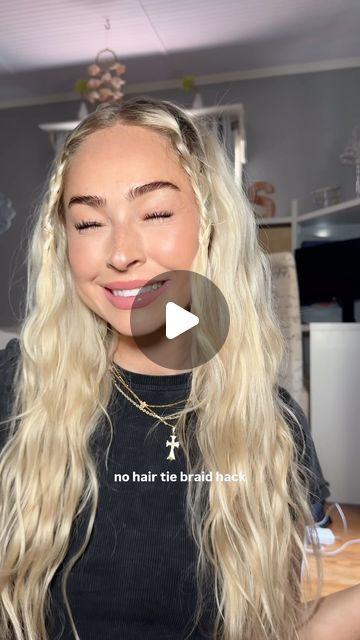 Sydney Schiffer on Instagram: "perf for when u can’t find any of those little clear elastics- they stayyyy disappearing on me 

#hairhack #hairstyle #braids #cutehairstyles #explore #explorepage" Sydney Schiffer, Hairstyle Braids, U Can, Style Accessories, Hair Hacks, Cute Hairstyles, Sydney, Fashion Accessories, Braids