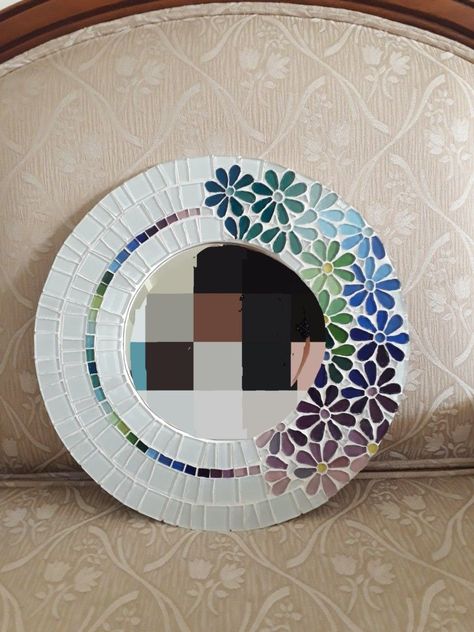 Mosiac Mirror Art, Mirror Mosaic Diy, Mirror Mosaic Art, Lippan Art Mirror, Paper Giraffe, Mirror Mandala, Simple Paper Craft, Mirror Canvas Art, Lipan Art