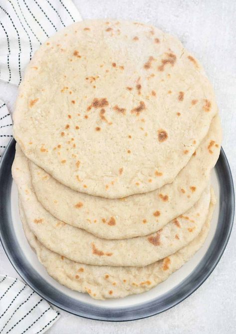 Gyro Bread, Greek Pita Bread, Gyro Wrap, Fast Bread, Greek Pita, Pita Bread Recipe, Chewy Bread, Pitta Bread, How To Store Bread