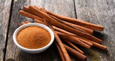 Educatrix: Benefits of cinnamon sticks (Daalchini) Ingredients For Sugar Cookies, Cinnamon Tea Benefits, Jus Lemon, Cinnamon Extract, Croq Kilo, Penyakit Jantung, Cassia Cinnamon, Cinnamon Benefits, Cinnamon Tea