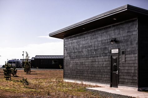 Bay Point Landing by OFFICEUNTITLED and JHL Design - Dwell Star Wars Docking Bay, Gravelly Point Park, Rv Sites, Vancouver Bc, Coastal Retreat, Tiny Cabins, Puget Sound, Wood Siding, Oregon Coast