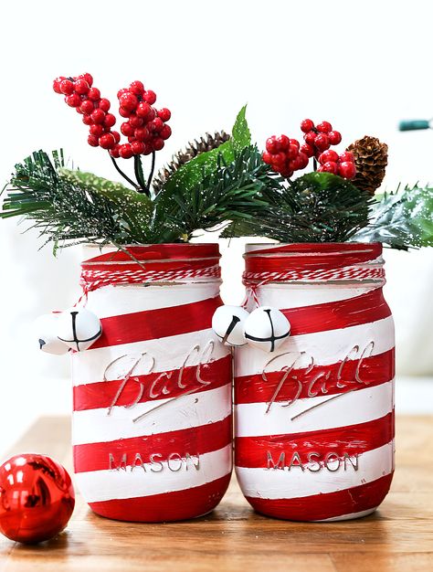 Mason Jar Christmas Crafts, Christmas Mason Jars Diy, Mason Jar Projects, Hemma Diy, Diy Jar Crafts, Wine Bottle Diy Crafts, Christmas Mason Jars, Mason Jar Crafts Diy, Christmas Jars