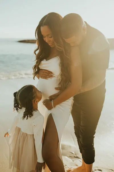 Gender Photoshoot, Family Pregnancy Photoshoot, Couple Maternity Photoshoot, Cheyenne Floyd, Pregnancy Photoshoot Beach, Maternity Shoot Beach, Beach Pregnancy Announcement, Beach Photoshoot Family, Beach Maternity Pictures