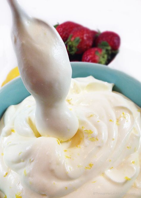 Lemon Cream with Lemon Curd - Through Her Looking Glass Recipe Using Lemons, Recipe With Lemon, Easy Lemon Curd, Sweet Sauces, Curd Filling, Citrus Recipes, Lemon Curd Recipe, Confort Food, Tart Filling