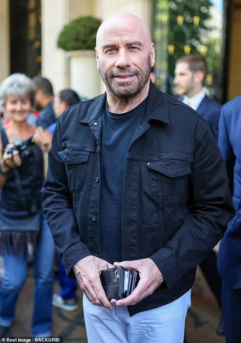 John Travolta is joined by stylish daughter Ella Bleu as they enjoy a shopping spree in Paris | Daily Mail Online Blue Blazer And Jeans, John Travolta Now, Johnny Travolta, V In Paris, Blazer And Jeans, Kelly Preston, Angelina Jolie Photos, Airport Photos, John Travolta