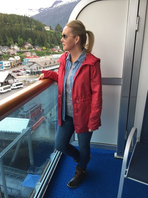 What To Pack For An Alaska Cruise | What I Wore Alaska Cruise Wear, Alaska Outfits, Alaska Cruise Packing List, Alaska Travel Cruise, Alaskan Cruise Outfits, Alaska Cruise Packing, Alaska Cruise Outfits, Cruise Wardrobe, Alaska Cruise Tips