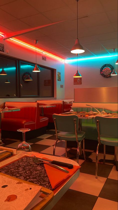 80s Food, Diner Aesthetic, Diner Sign, Soul Punk, Soda Cup, 80s Neon, Pizza Bar, Retro Diner, American Diner