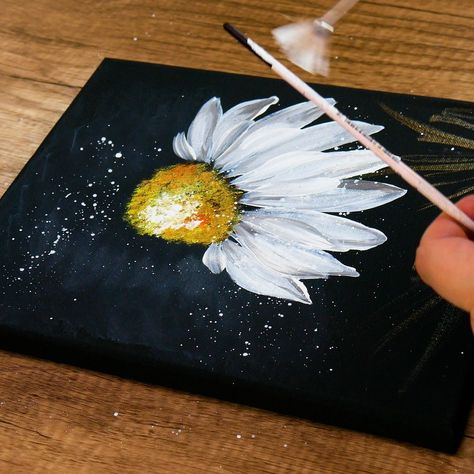 🌼 Flower DAISY Floral - EASY Acrylic Painting | By Paintify Easy Acrylic Painting, Paper Daisy, Gerber Daisies, Daisy Painting, Flower Daisy, Texture Paint, Simple Acrylic Paintings, Paint And Sip, Window Art