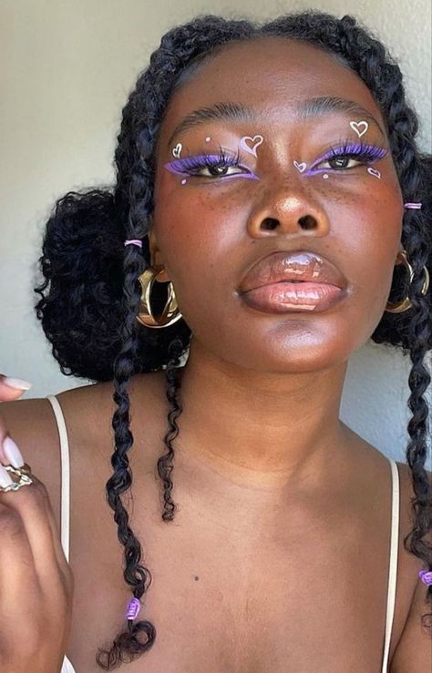 Maquillage Yeux Cut Crease, Cool Makeup, Art Pretty, Makeup For Black Skin, Purple Makeup, Alternative Makeup, Cool Makeup Looks, Dope Makeup, Cute Makeup Looks