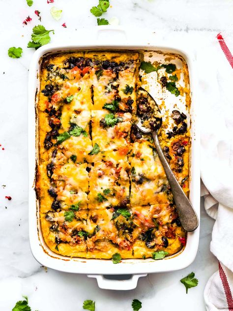 Southwest Black Beans Polenta Casserole - Cotter Crunch | Gluten Free Casserole With Black Beans, Polenta Casserole, Black Bean Casserole, Recipe Casserole, Southwest Recipes, Vegetarian Casserole, Healthy Dinner Recipe, Easy Healthy Dinner, Vegetarian Dinners