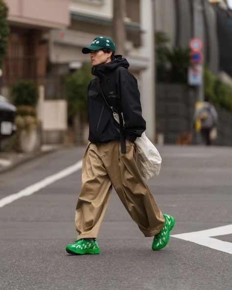 Formal Streetwear, Anatomy References, Japanese Street Wear, Japan Fashion Street, Tactical Wear, Street Fashion Men Streetwear, Men Stylish Dress, Japanese Street Fashion, Do You Like It