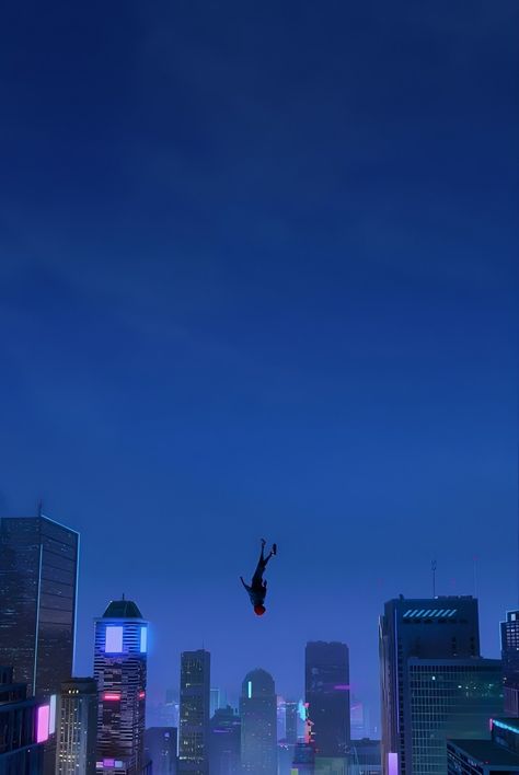 Spider Man Into The Spider Verse, Miles Spiderman, Tron Legacy, Miles Morales Spiderman, Into The Spider Verse, Cinema Art, Scary Wallpaper, Spiderman Artwork, Scenery Photography