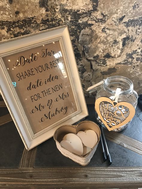 Date Idea Jar Wedding, Date Ideas Wedding Jar, Wedding Date Jar Ideas, Marriage Advice Jar Wedding, Wedding Date Night Ideas, Date Jar Wedding Ideas, Date Night Jar Wedding Reception, Date Night Guest Book, Guest Notes Ideas