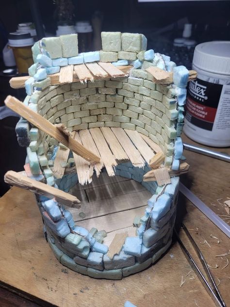 Miniature Wargaming Terrain Diy, Miniature Terrain Diy, Dnd Model Making, Tabletop Terrain Diy, Diy Warhammer Terrain, Diy Dnd Terrain, D&d Crafts, Dnd Terrain Diy, Fantasy Diorama