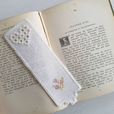 Hardanger Bookmark, Cross Bookmark, Bookmark Pattern, Perle Cotton, Drawn Thread, Market Stall, Hardanger Embroidery, Embroidery Stitches, Craft Ideas