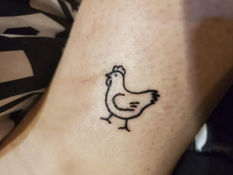 Mini Chicken Tattoo, Small Chicken Tattoo Simple, Simple Chicken Tattoos For Women, Tiny Chicken Tattoo, Cute Chicken Tattoo Ideas, Tiny Rooster Tattoo, Cartoon Chicken Tattoo, One Line Chicken Tattoo, Little Chicken Tattoo