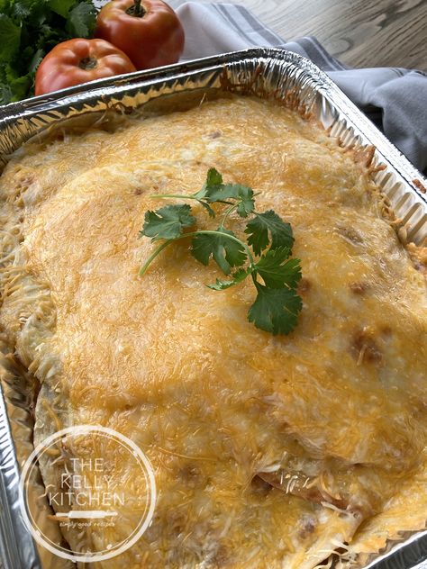 Chicken Quesadilla Casserole - The Kelly Kitchen Chicken Quesadilla Casserole Recipes, Quesadilla Casserole, Chicken Quesadilla Casserole, Mccormick Recipes, Taco Bell Quesadilla, Fried Tortillas, Chicken Quesadillas, Frozen Chicken, Cheesy Chicken