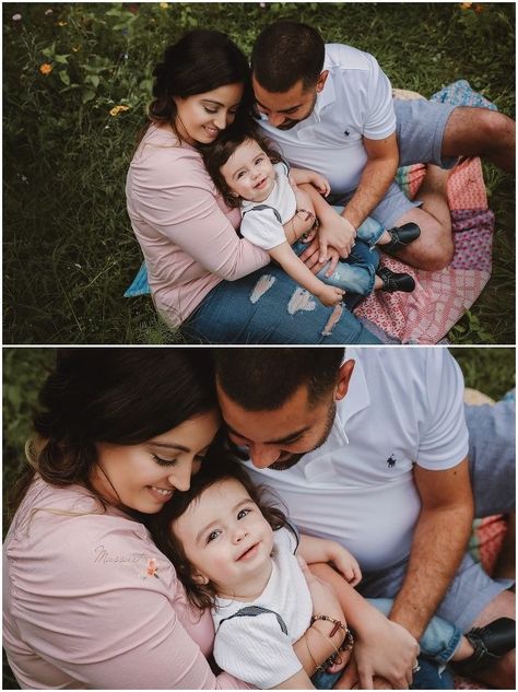 Family Photoshoot For First Birthday, 1st Bday Photoshoot Ideas, Baby Parents Photoshoot, 1st Birthday Photoshoot With Parents, First Birthday Family Photoshoot, 1st Birthday Boy Photoshoot, 1st Birthday Photoshoot Boy, Candid Family Photography, Bday Pics