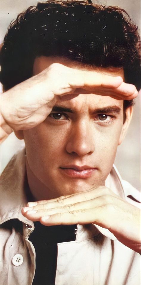 Tom Hanks 80s, Tom Hanks Wallpaper, Tom Hanks 90s, Guys With Green Eyes, Tom Hanks Movies, Los 90s, Fred Savage, Jerry Lewis, Michael Keaton