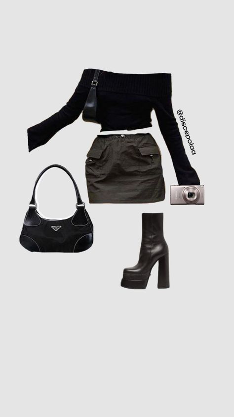 @discepolaa #cargoskirt #streetstyle Cargo Skirt Outfit, Cargo Outfit, Cargo Skirt, Skirt Outfit, Going Out Outfits, Club Outfits, Skirt Outfits, Your Aesthetic, Look Fashion