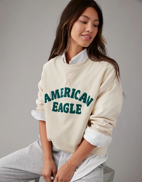 AE Funday Graphic Sweatshirt American Eagle Sweatshirt, Best Black Friday, Graphic Tops, Zip Up Hoodies, Mens Outfitters, Crop Sweatshirt, Oversize Hoodie, Cappuccino, Crew Neckline