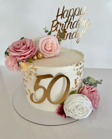 FIFTY AND FABULOUS ✨ 🤍8” celebration cake 🤍Flavour: Strawberry Shortcake 🤍Cake topper: @starcreations.to 🤍 Sprinkles : @mccallsbakers #cakes #birthday #birthdaygirl #engagement #wedding #twotiercake #vanilla #chocolatecake #wedding #gtacakes #gtabakers #toronto #birthday #50th #fifty #fiftyandfabulous #customcakes #reels #baker #bramptoncakes #pearls #cakeinspo #cakestyle #bakersofinstagram #brampton #gayleafoods #mccalls #lovemccalls #redpathsugar #slofood #ediblegold Fifty And Fabulous Cake, Strawberry Shortcake Cake Topper, Fifty And Fabulous, Strawberry Shortcake Cake, Moms 50th Birthday, Two Tier Cake, 50th Birthday Cake, Balloon Cake, Edible Gold