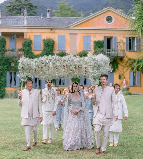 Bride Entrance, Wedding Lengha, Nikah Ceremony, Bride Entry, Lake Como Wedding, Muslim Bride, Big Fat Indian Wedding, Wedding Venue Decorations, Wedding Set Up