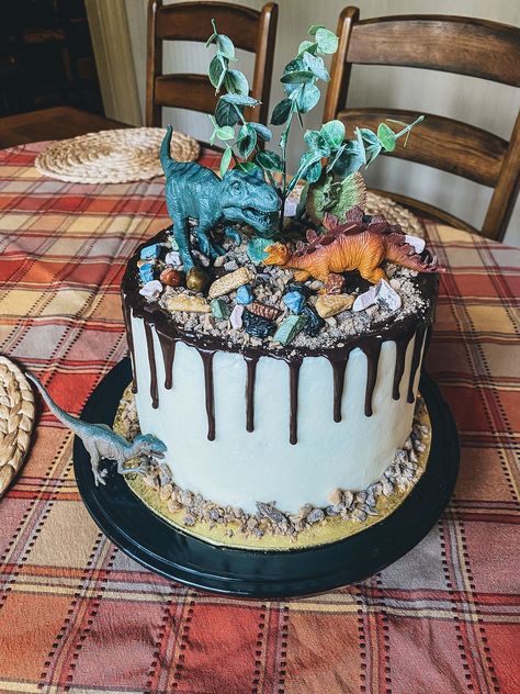 https://flic.kr/p/2pMPKbo | Dinosaur Cake Sweet 16 Dinosaur Cake, Dinosaur Ice Cream Cake, Dinosaur Spike Cake, Dinosaur Scene Cake, Sprinkle Dinosaur Cake, Dinosaur Cake, Cake Designs, Birthday Cake, Cake