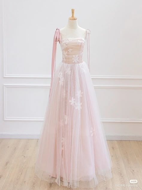 Pastel Pink Prom Dress, Royalty Dress, Chinese Style Dress, Pink Prom Dress, Princess Ball Gowns, Pink Prom, Pink Gowns, Prom Dress Inspiration, Grad Dresses