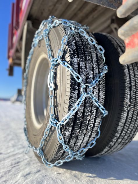 Snow Chains, Heavy Construction Equipment, Ursa Major, Steyr, Construction Equipment, Farm Tractor, Drones, Tires, Car Accessories