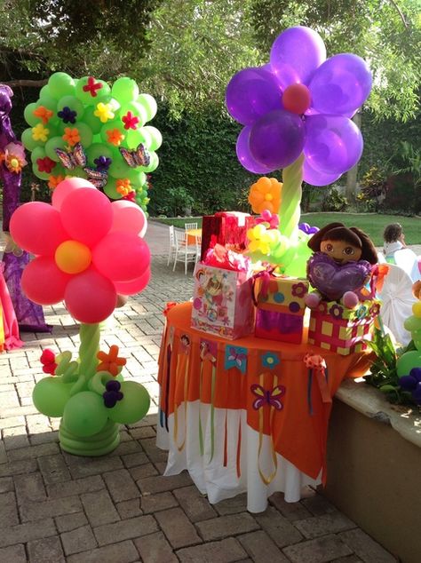 Dora the Explorer Birthday Party Ideas | Photo 8 of 18 Dora The Explorer Birthday Party, Balloon Hacks, Explorer Birthday Party, Dora Party, Dora Birthday, Bday Party Kids, Anna Birthday, Dora The Explorer, Balloon Flowers