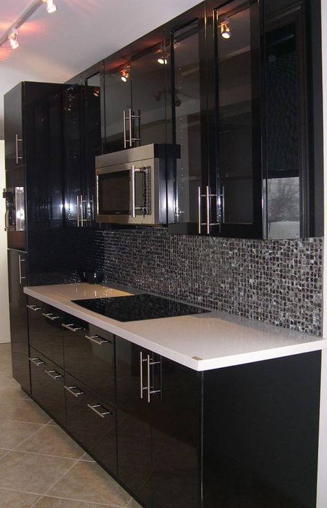 Shiny Black Kitchen Cabinets, Glossy Black Kitchen Cabinets, Best Home Design Software, David Moreno, Kitchen Projects Design, Black Kitchen Decor, Kitchens Cabinets, Kitchen Cupboard Designs, Kabinet Dapur