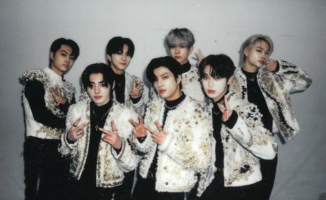 Enhypen Polaroid, Vampire Boy, Boyfriend Wallpaper, Beautiful Scenery Pictures, Bunny Wallpaper, Dark Blood, Light Of My Life, Always Love You, Group Photos