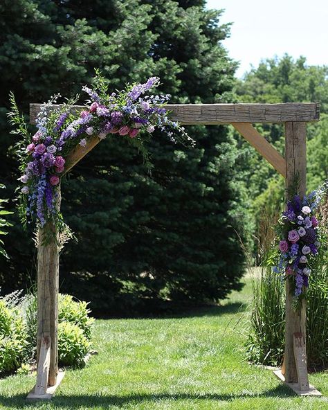 Outdoor Wedding Backdrops, Wedding Arches Outdoors, Outdoor Wedding Photography, Wedding Arbour, Arch Decoration Wedding, Lilac Wedding, Purple Wedding Flowers, Wedding Arches, Wedding Ceremony Ideas