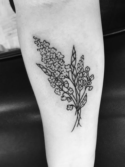 Wildflowers with lilac and wheat sprigs. Obsessed with this new tattoo <3 Lilac And Wheat Tattoo, Lilacs Tattoo Black And White, Washington Lilac Tattoo, Simple Lilac Tattoo Black And White, Simple Lilac Tattoo, Lilac Tattoo Black And White, Tatted Girl, January Tattoo, Tattoos Minimal