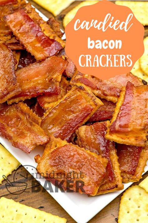 Candied Bacon Crackers, Bacon Crackers, Bacon Cracker, How To Make Bacon, Candied Bacon, Football Food, Finger Food Appetizers, Bacon Recipes, Party Food Appetizers